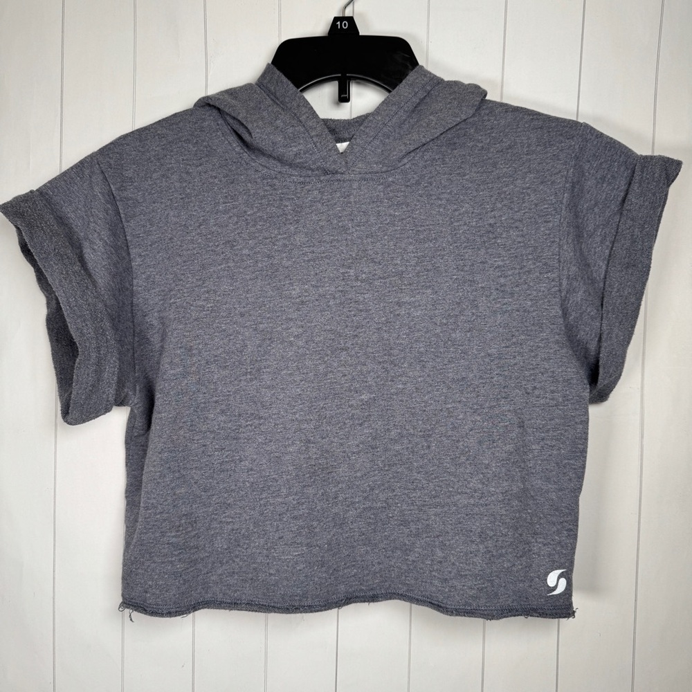 Soffe‎ Juniors Small Gray Cropped Sweatshirt Hoodie Cheer Sporty Loungewear Top